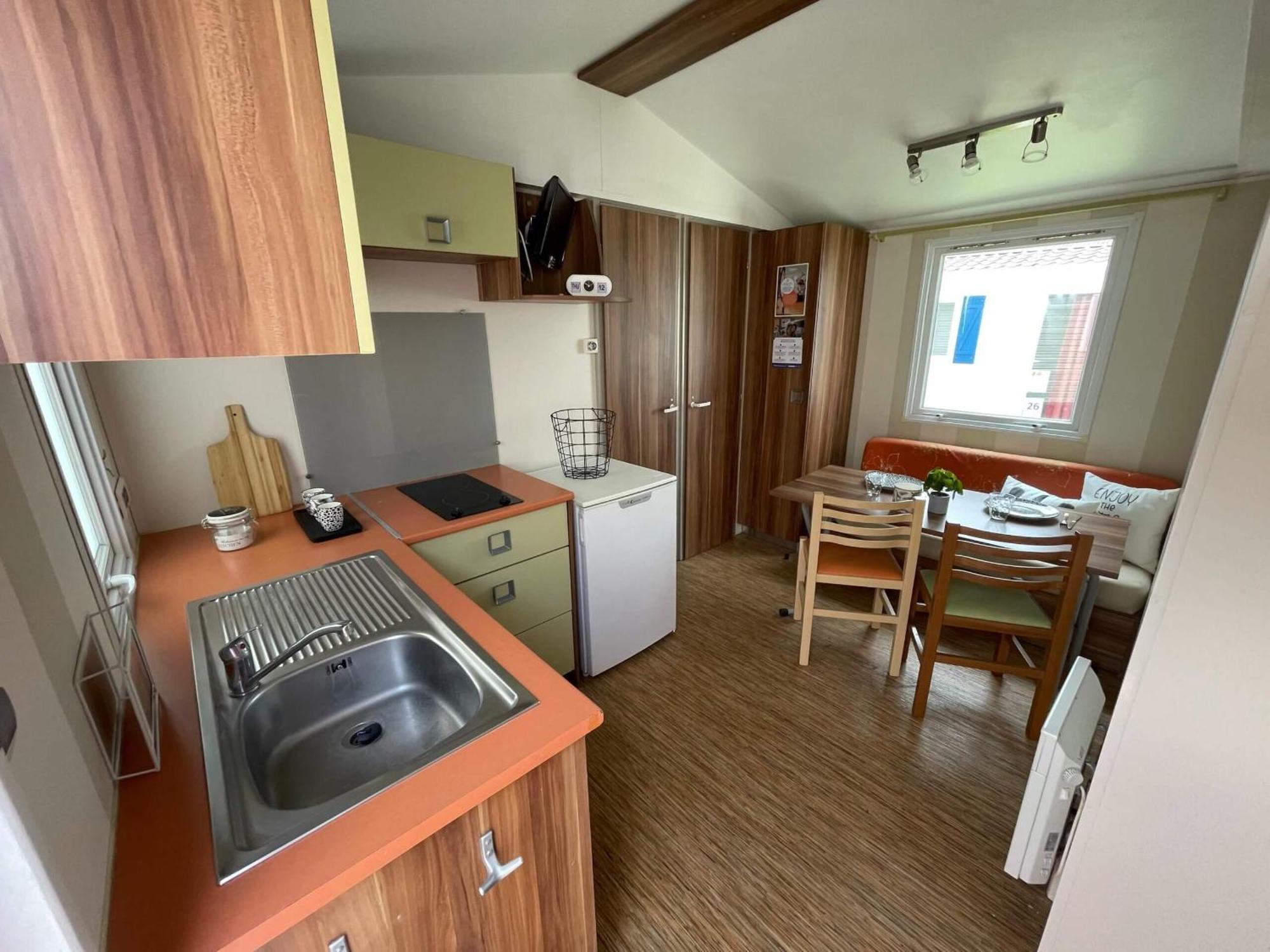 Camping Le Hameau Des Pecheurs Hotell Novalaise Rum bild