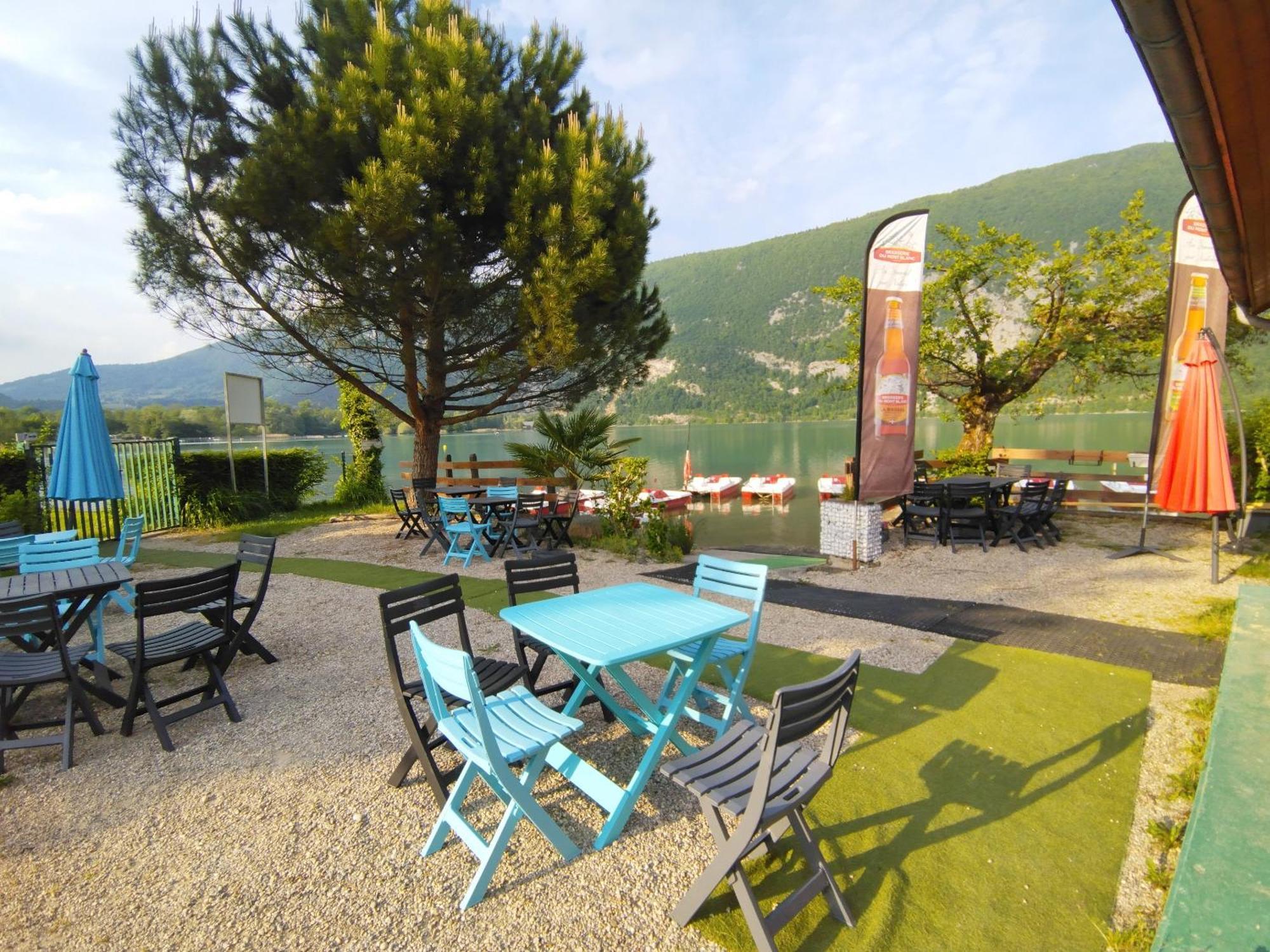 Camping Le Hameau Des Pecheurs Hotell Novalaise Exteriör bild