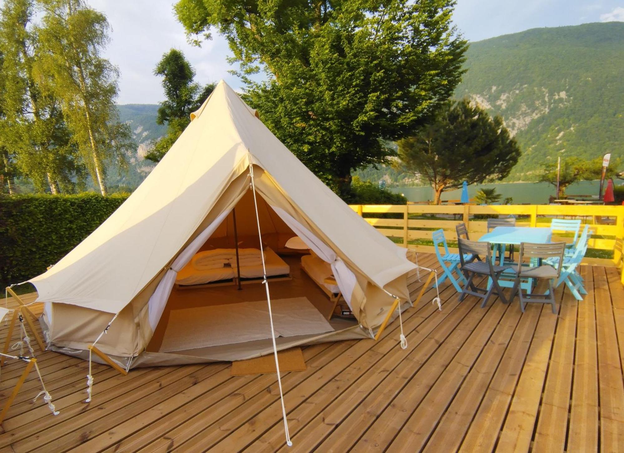 Camping Le Hameau Des Pecheurs Hotell Novalaise Exteriör bild